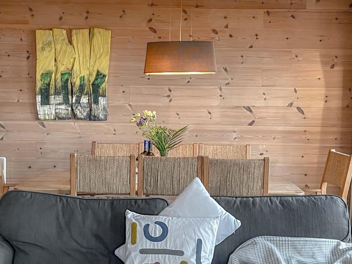 Traumhaff Kuestenchalets - Einzigartige Chalets An Der Ostsee. Ganz Aus Laerchenholz Mit Kamin Und Sauna Vogelsang-Warsin Exterior foto