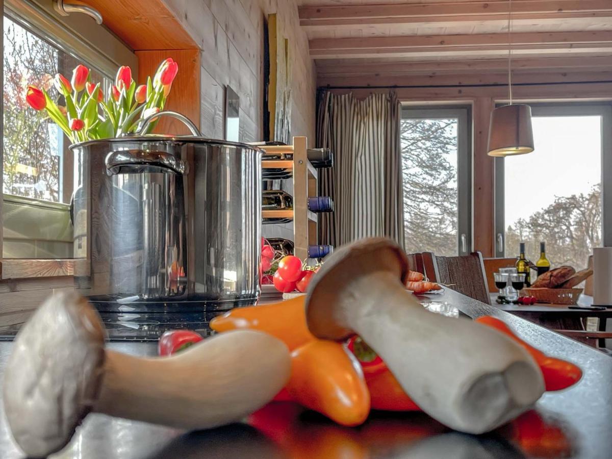 Traumhaff Kuestenchalets - Einzigartige Chalets An Der Ostsee. Ganz Aus Laerchenholz Mit Kamin Und Sauna Vogelsang-Warsin Exterior foto
